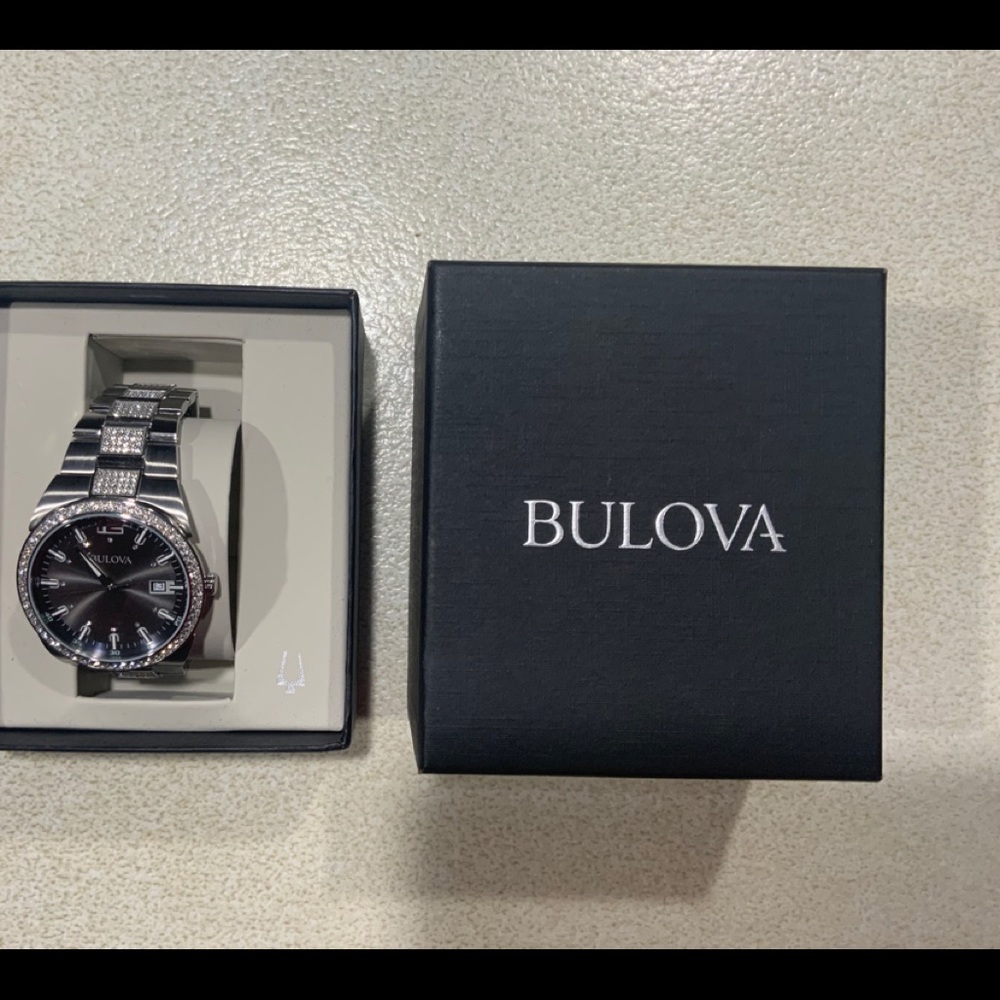Men’s Bulova Crystal/Silver Watch